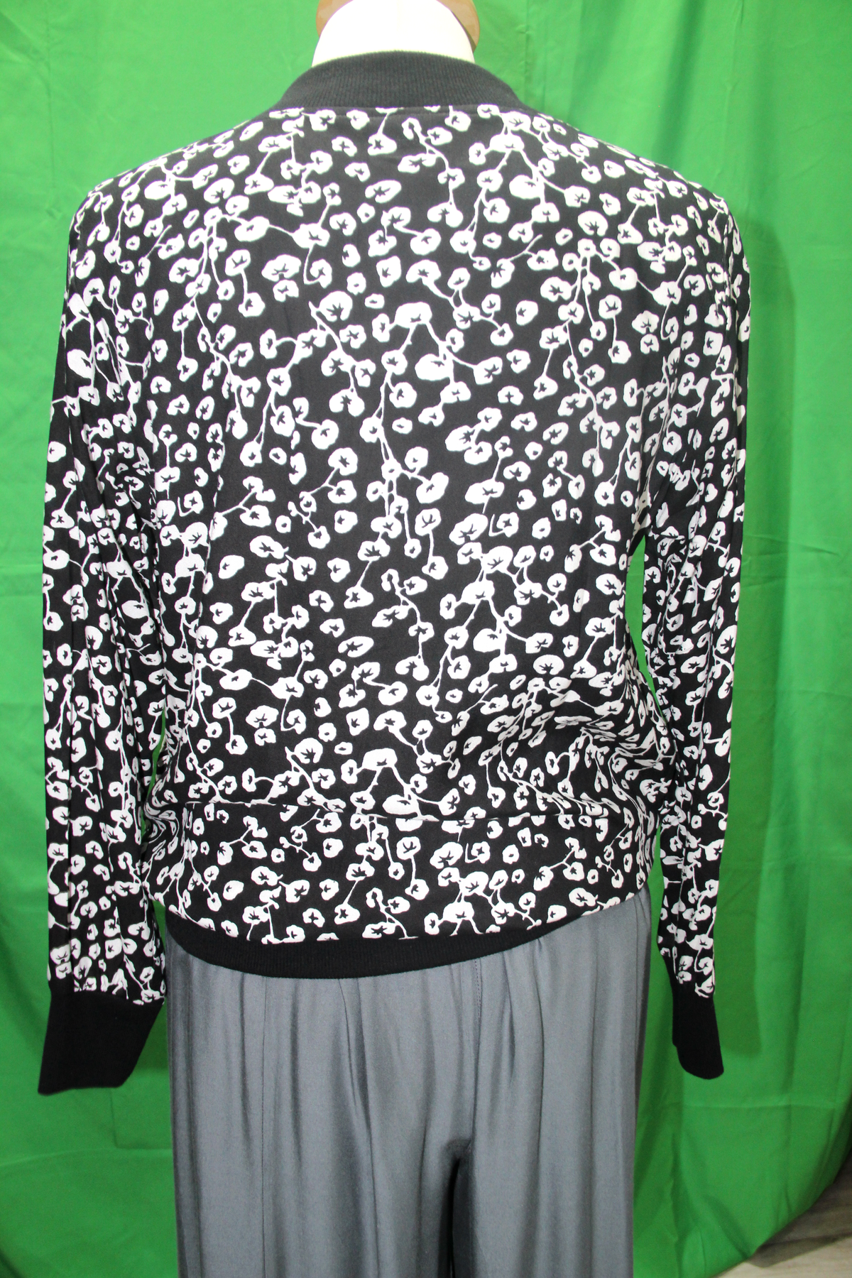 Jacket - Black White Floral Pattern - image 5