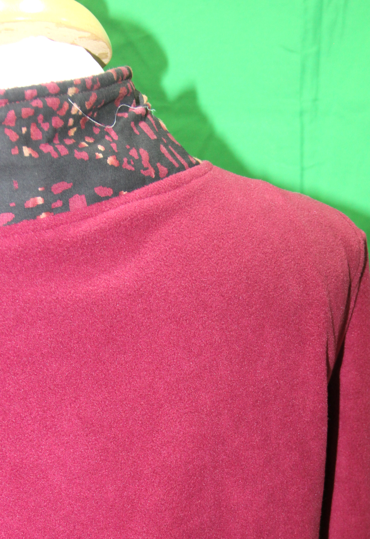 Jacket - Burgundy Abstract Trim
