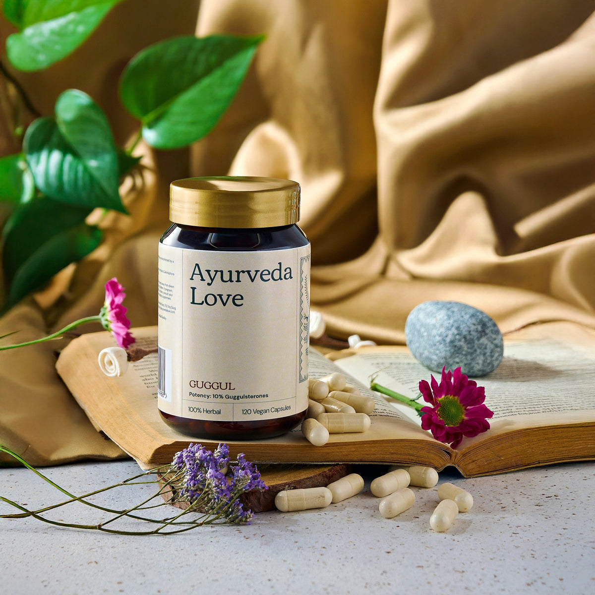 Guggul (Commiphora Mukul) — product lifestyle photo