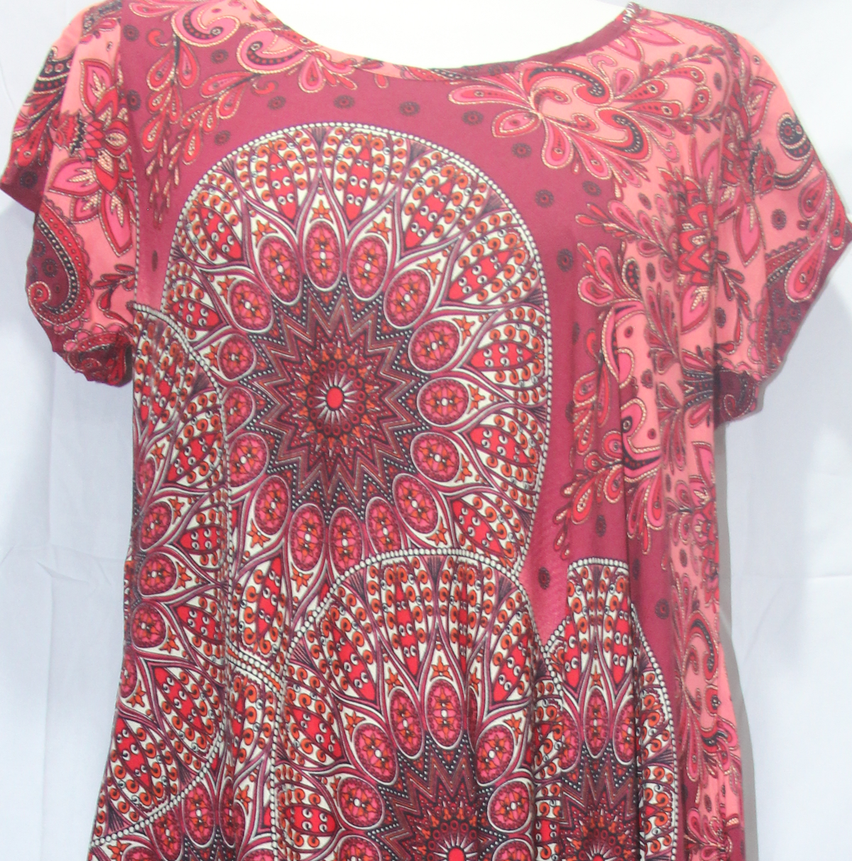 Beach Dress - Short Sleeve - Red Multicolour Mandala - real fabric detail