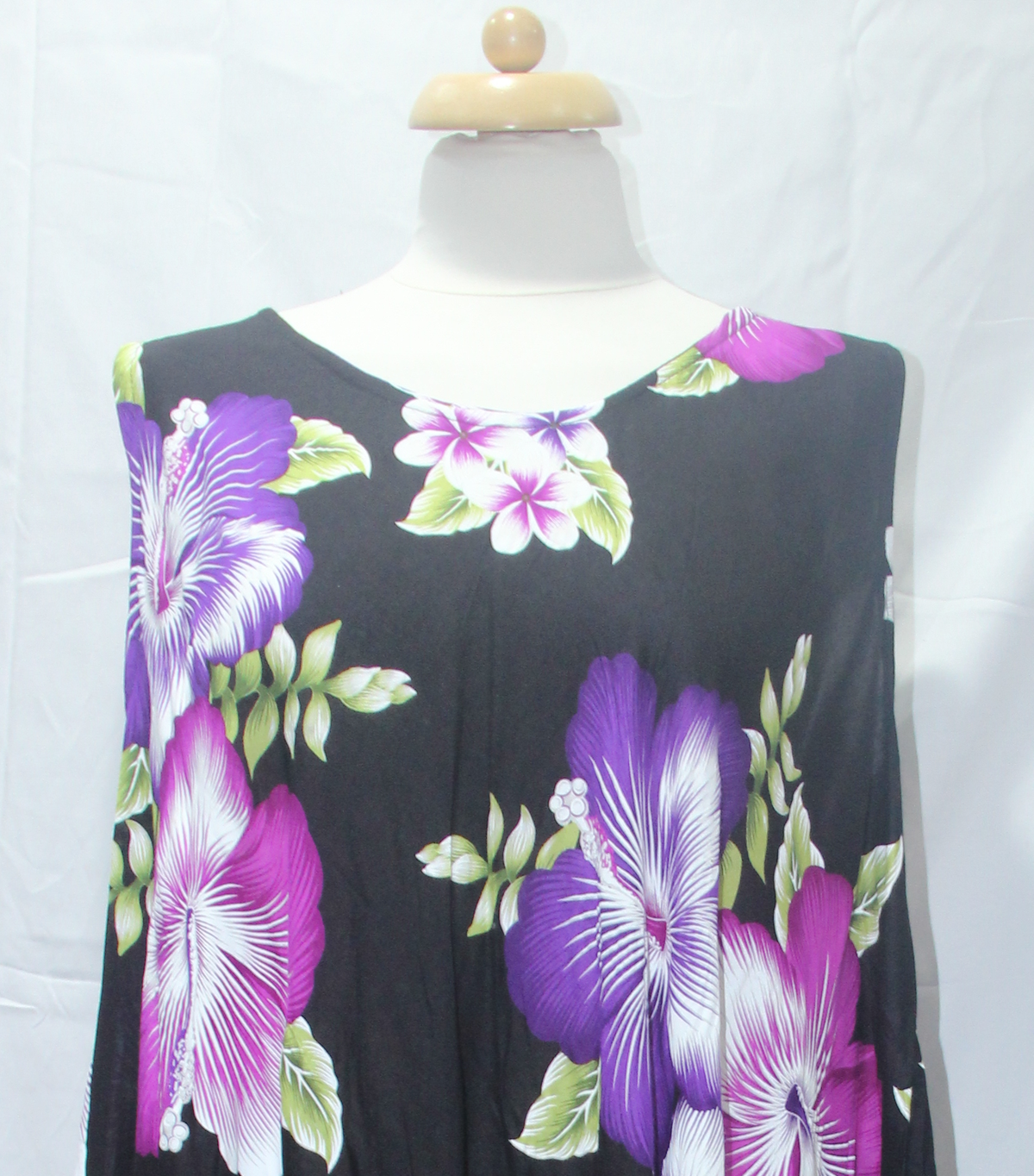 Beach Dress - Sleeveless - Black Purple Hibiscus - real fabric detail