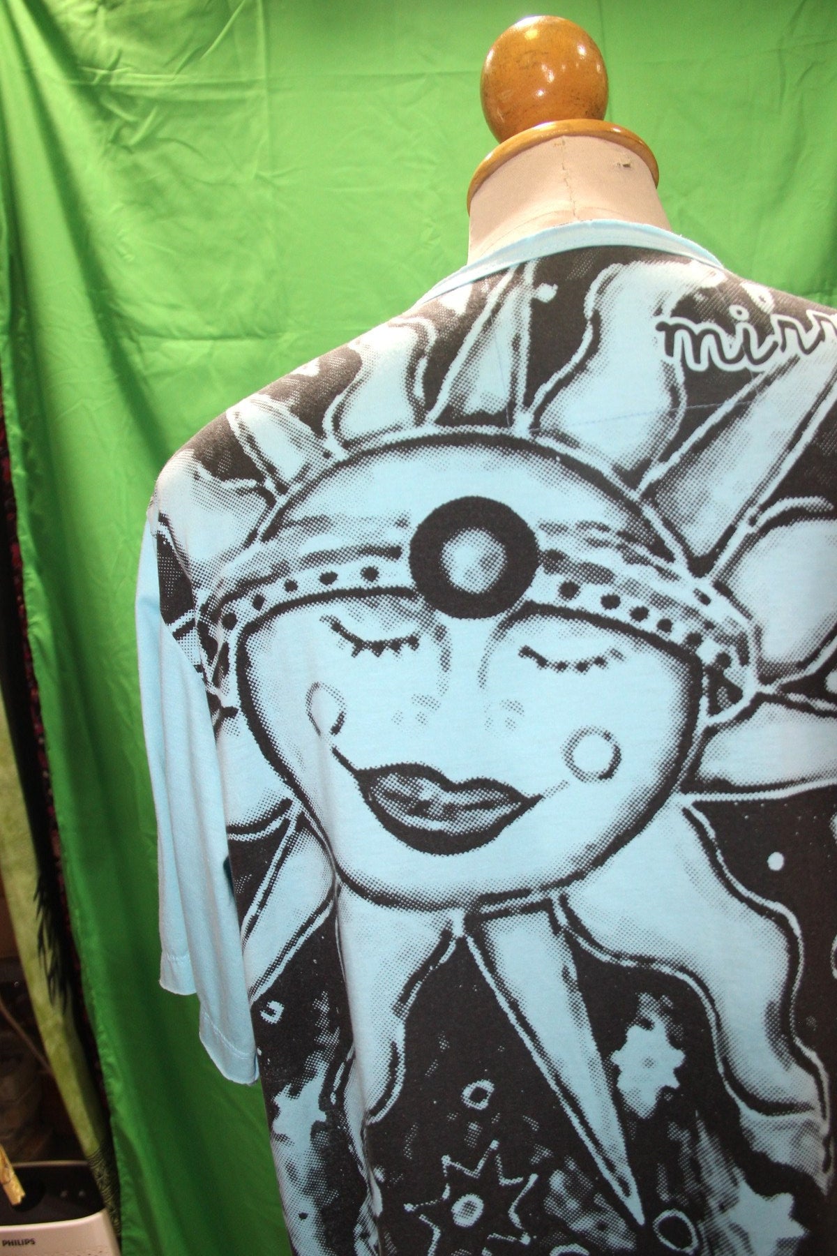 Happy Sun and Moon Tees from Thai — garment detail