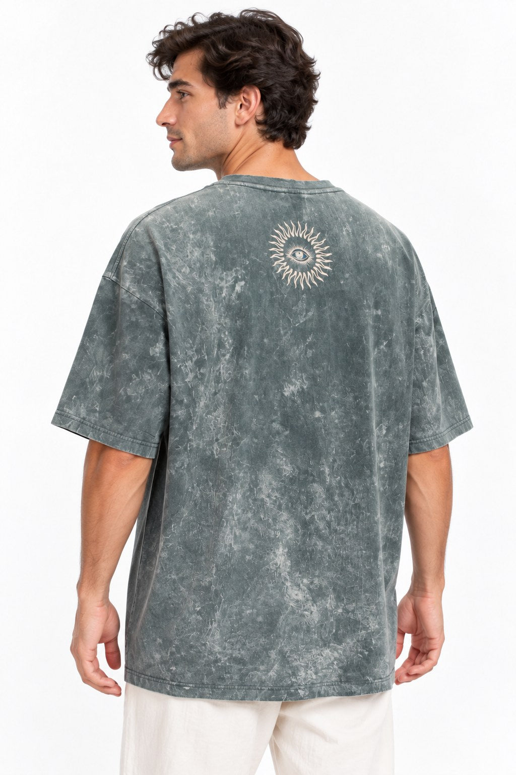 Bermuda Eye — three-quarter back view