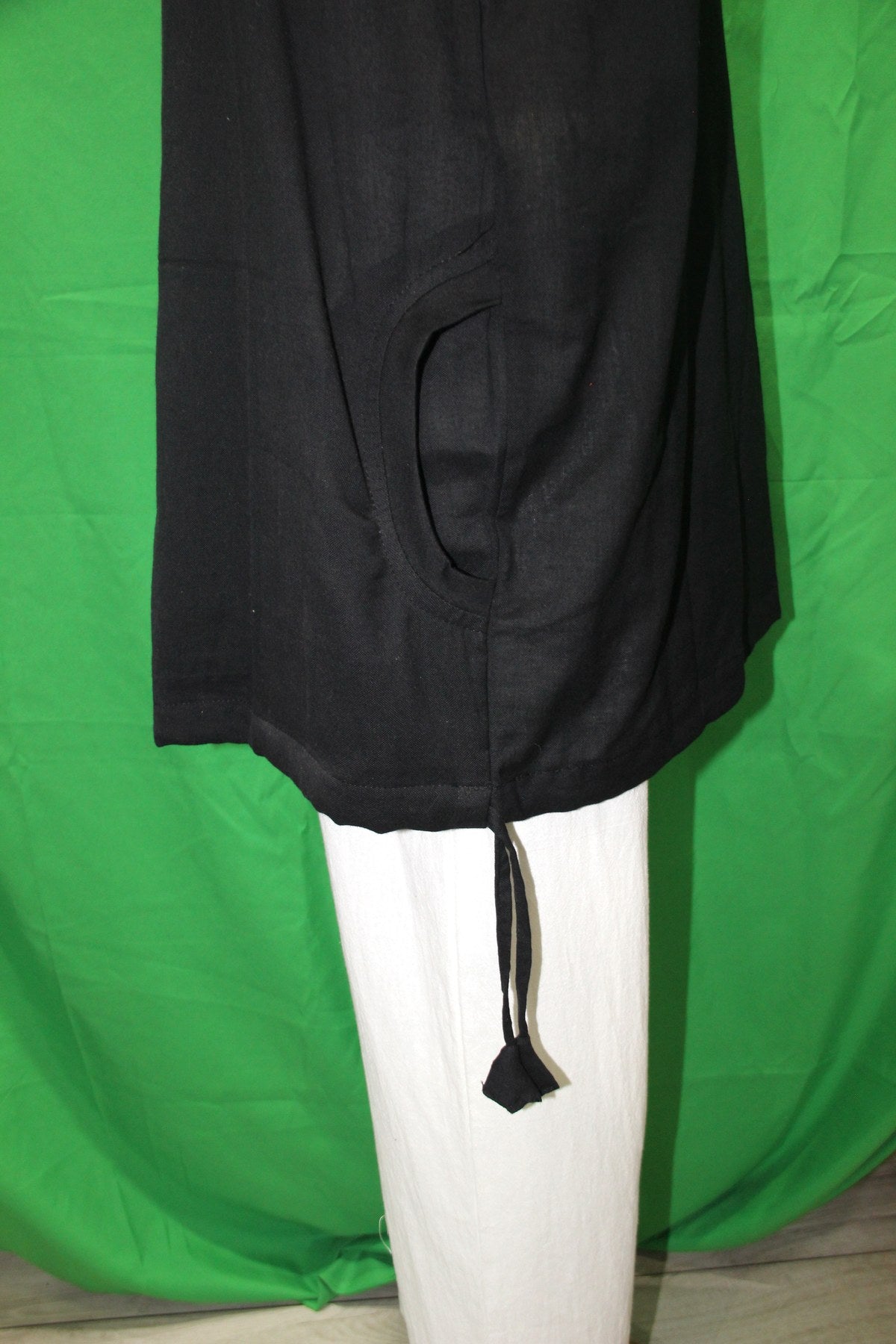 Cut Sleeves with Hoodies and Two pockets in Black from Nepal — garment detail
