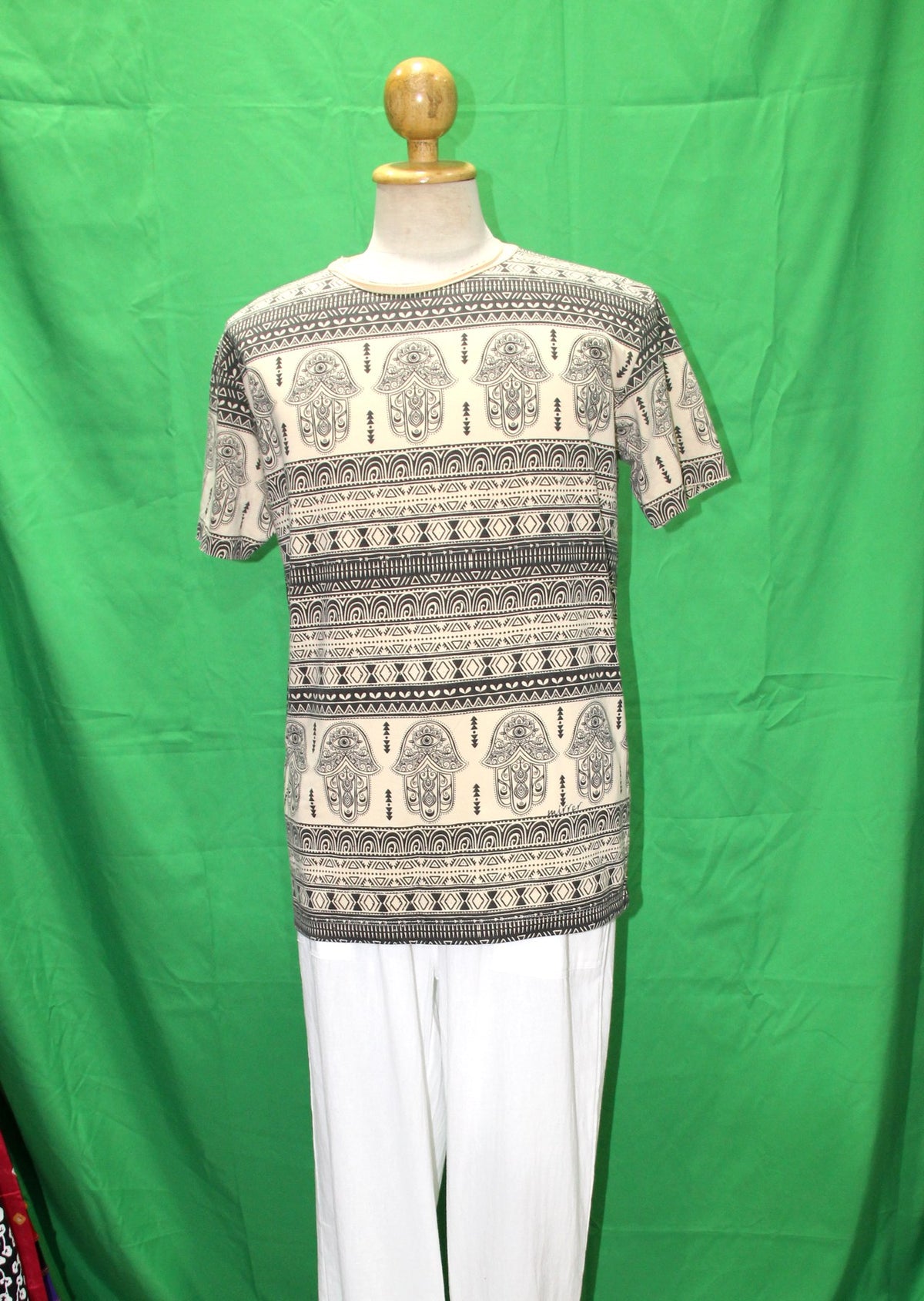 Hamsa in Queue in Brown from Thailand — original product view