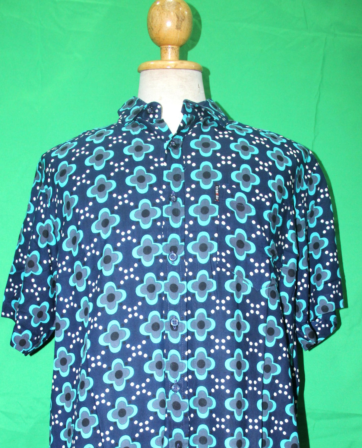 Blue Flowers on Hawaiian Print — original product view