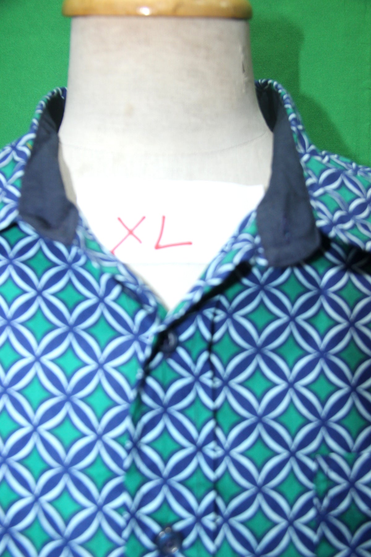 Blue Violet Lattice men's Hawaiian shirt — fabric detail