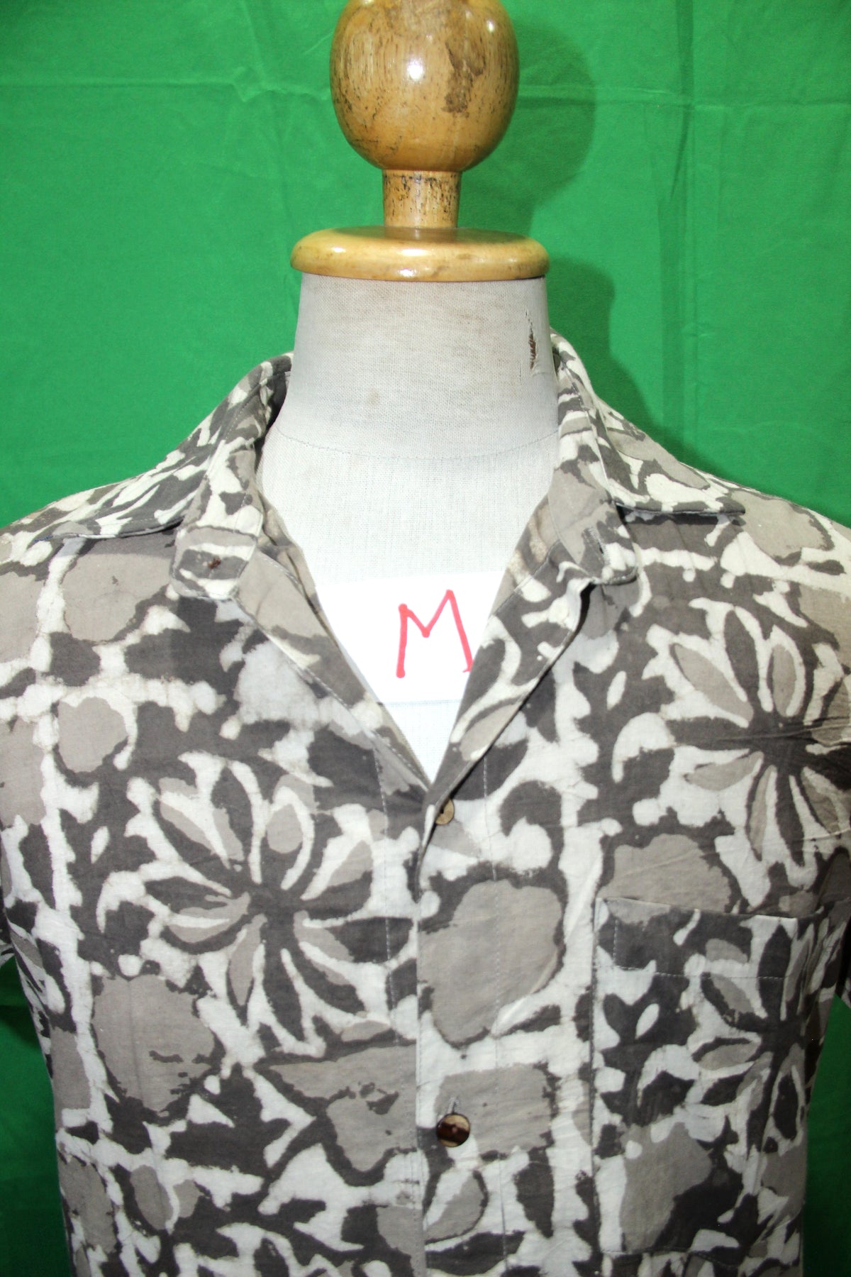 Stone Flower Garden men's Hawaiian shirt — fabric detail