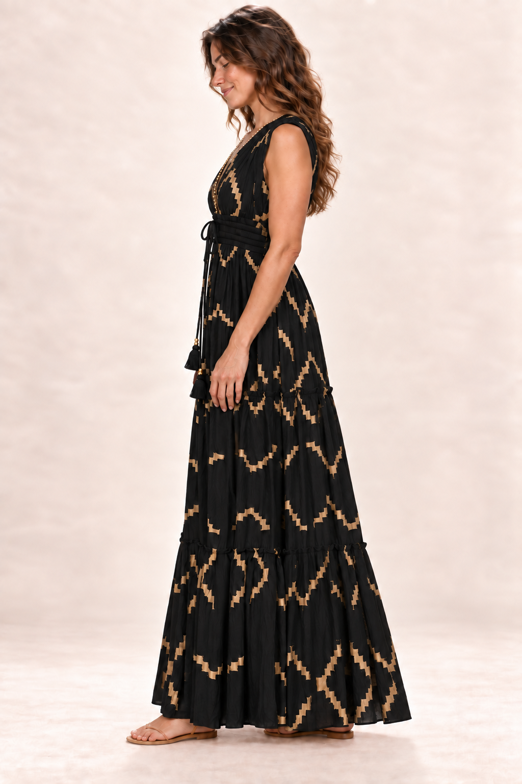 Long Dress - Black — Side